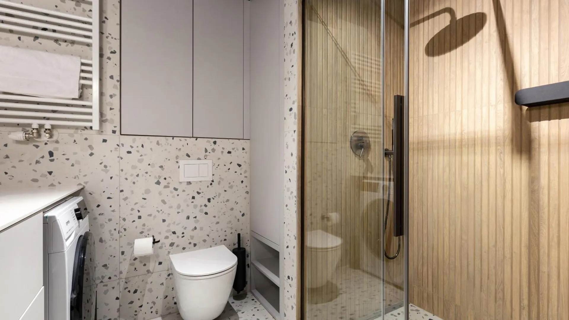 Quercus Deluxe Studio Gdansk 0*,  Poland